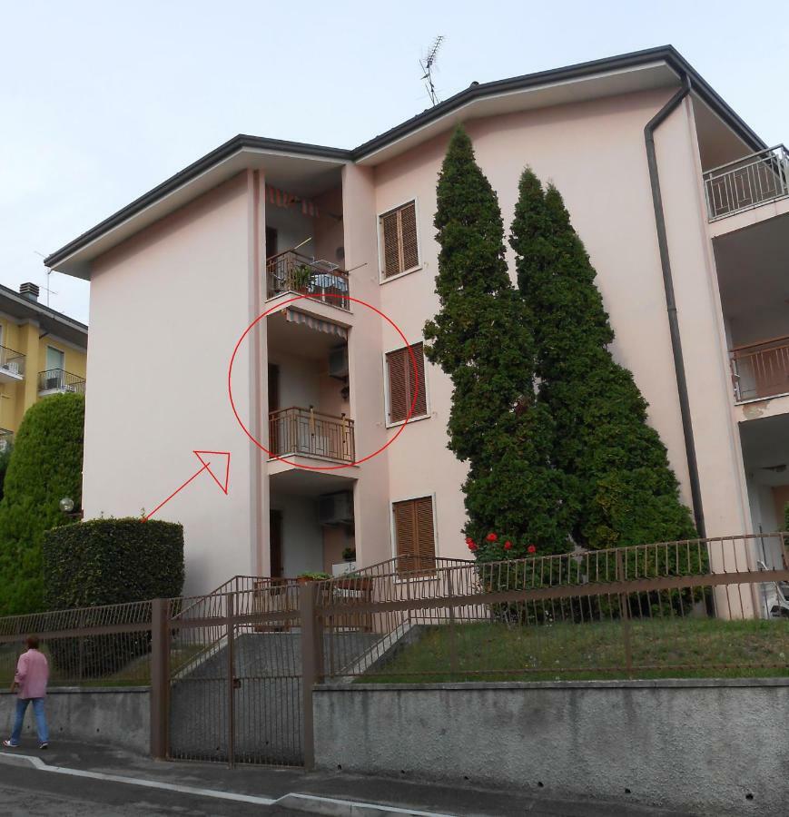 Monolocale A Peschiera Del Garda Vista Lago Apartment Bagian luar foto
